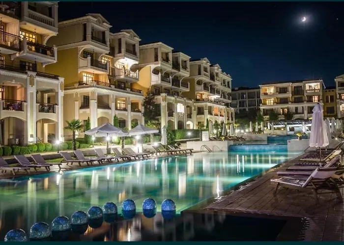 студио в затворен комплекс Blue Apartament *