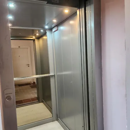 студио в затворен комплекс Blue Apartament