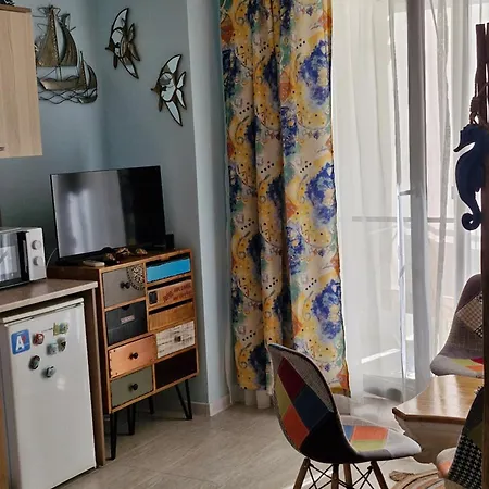 студио в затворен комплекс Blue Apartament